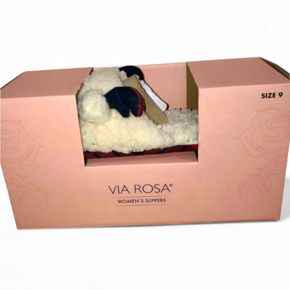 Fuzzy Lamb Slippers Size 9